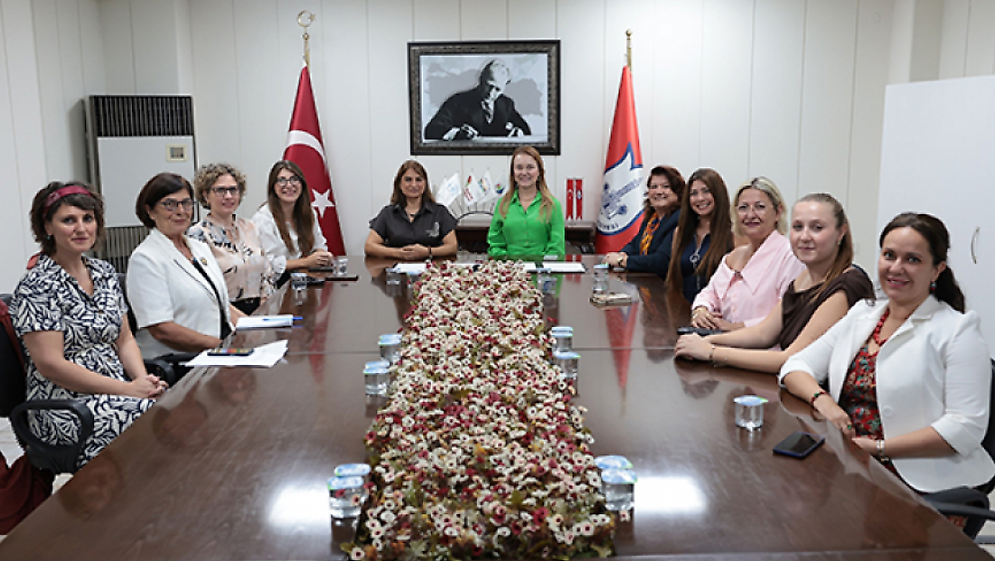 Konak’ta kadınların adalet mücadelesi güçleniyor: Protokol imzalandı!