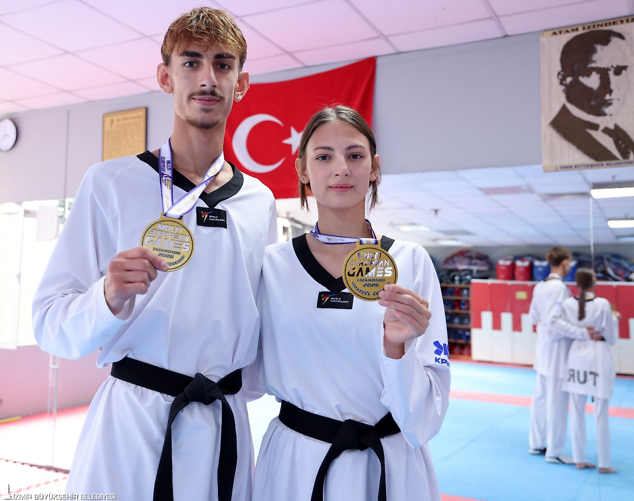 İzmirli Yelaldı kardeşlerden Avrupa'da çifte altın madalya