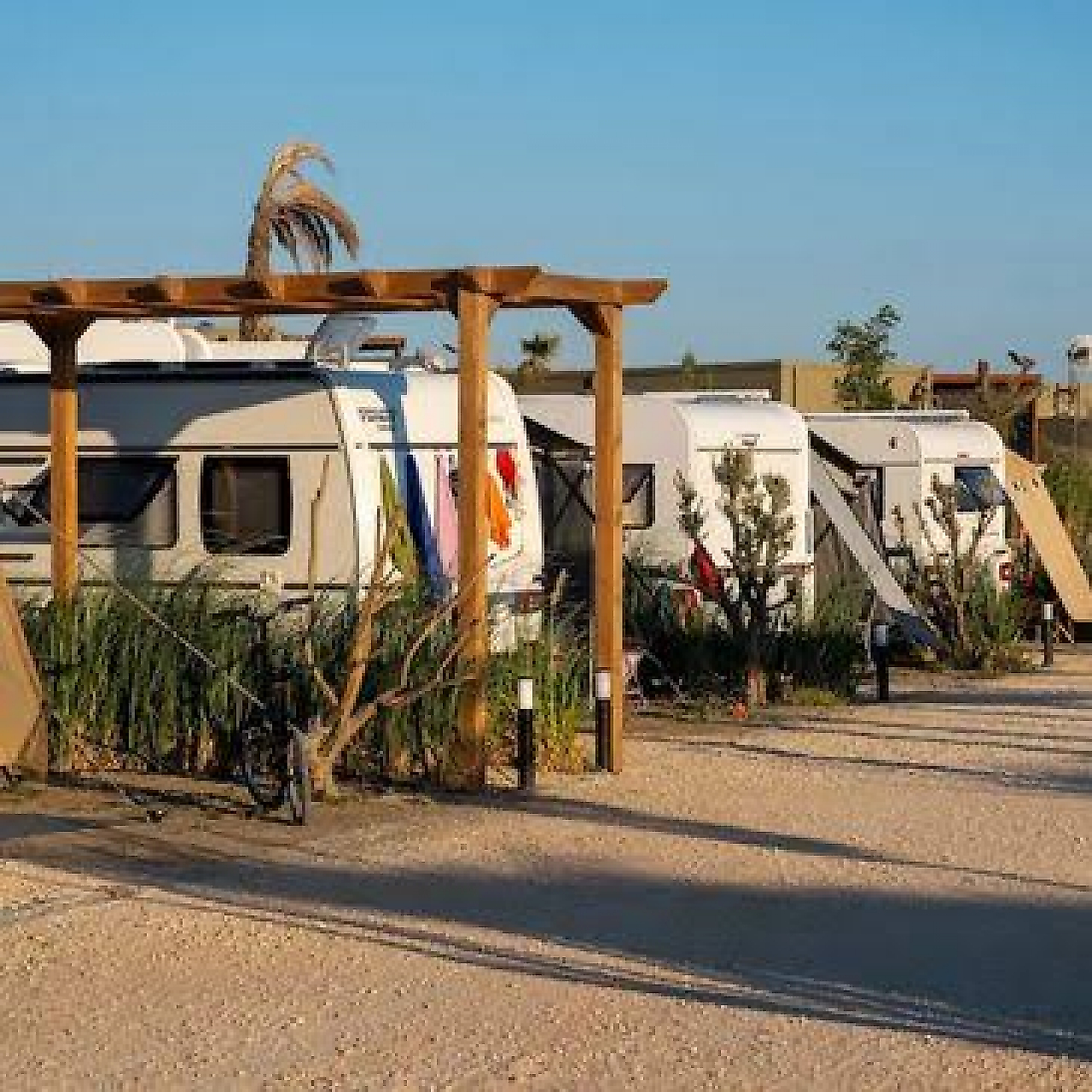 Çeşme Kamp Alanları: İzmir Çeşme'de Kamp Yapılabilecek Yerler