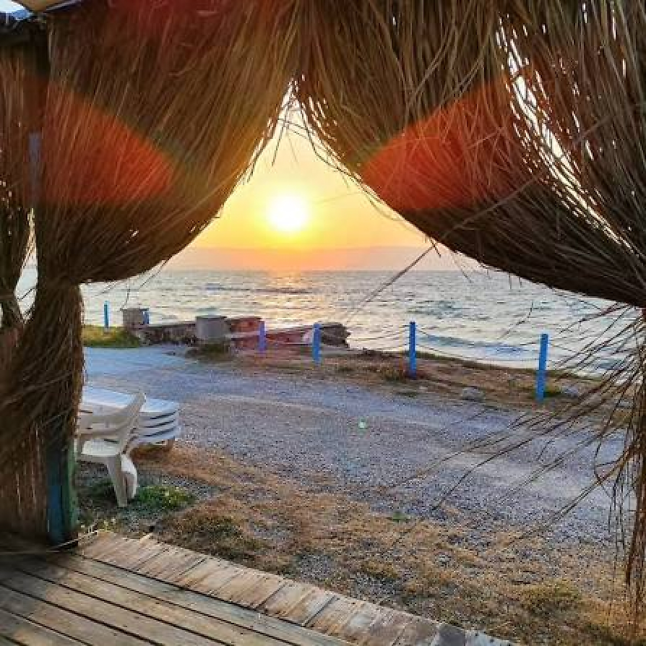 Elit Club Çeşme Karavan ve Çadır Kamp Alanı: Denize Sıfır Kamp Keyfi