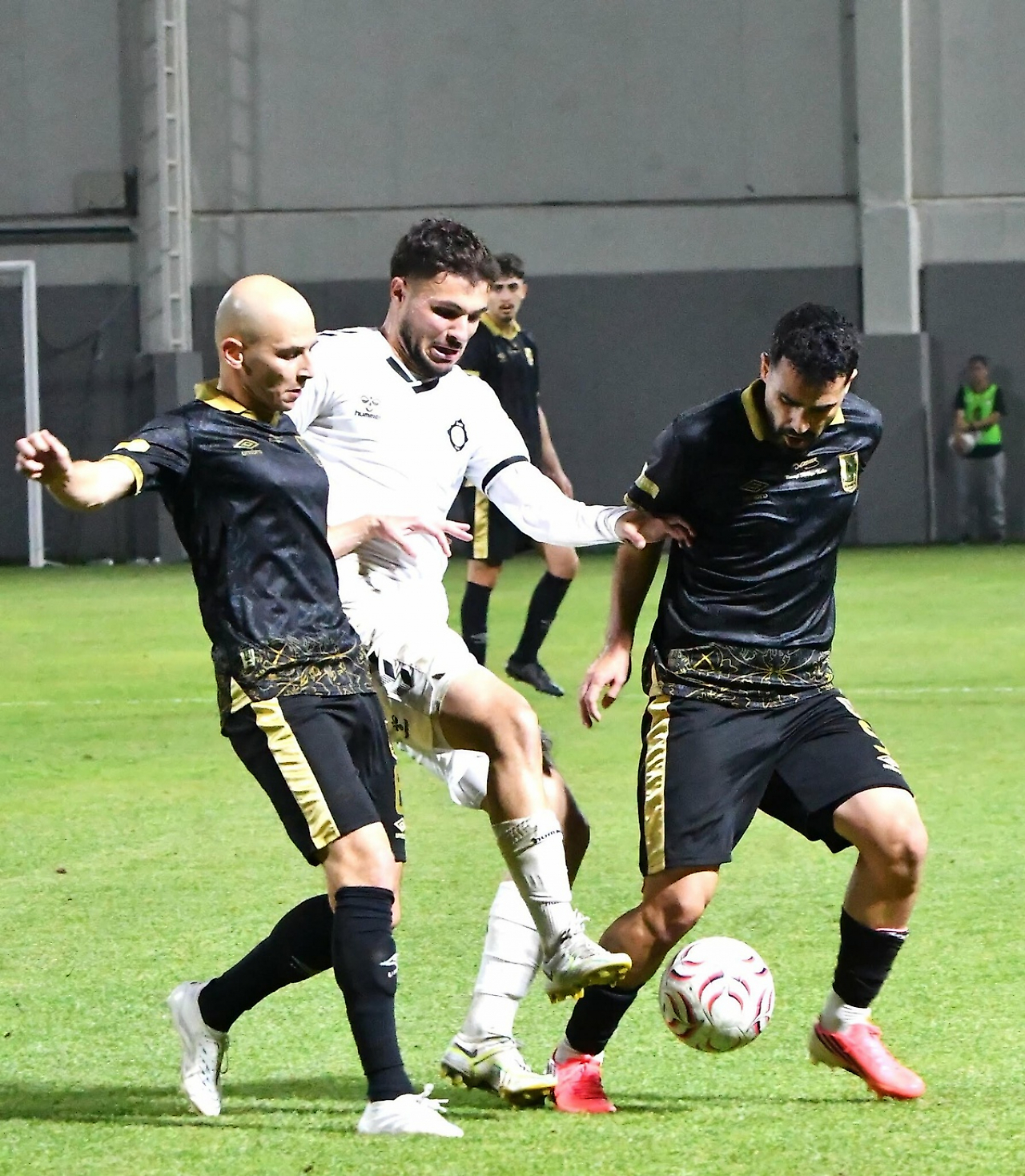 Altay iki maçta 9 gol yedi