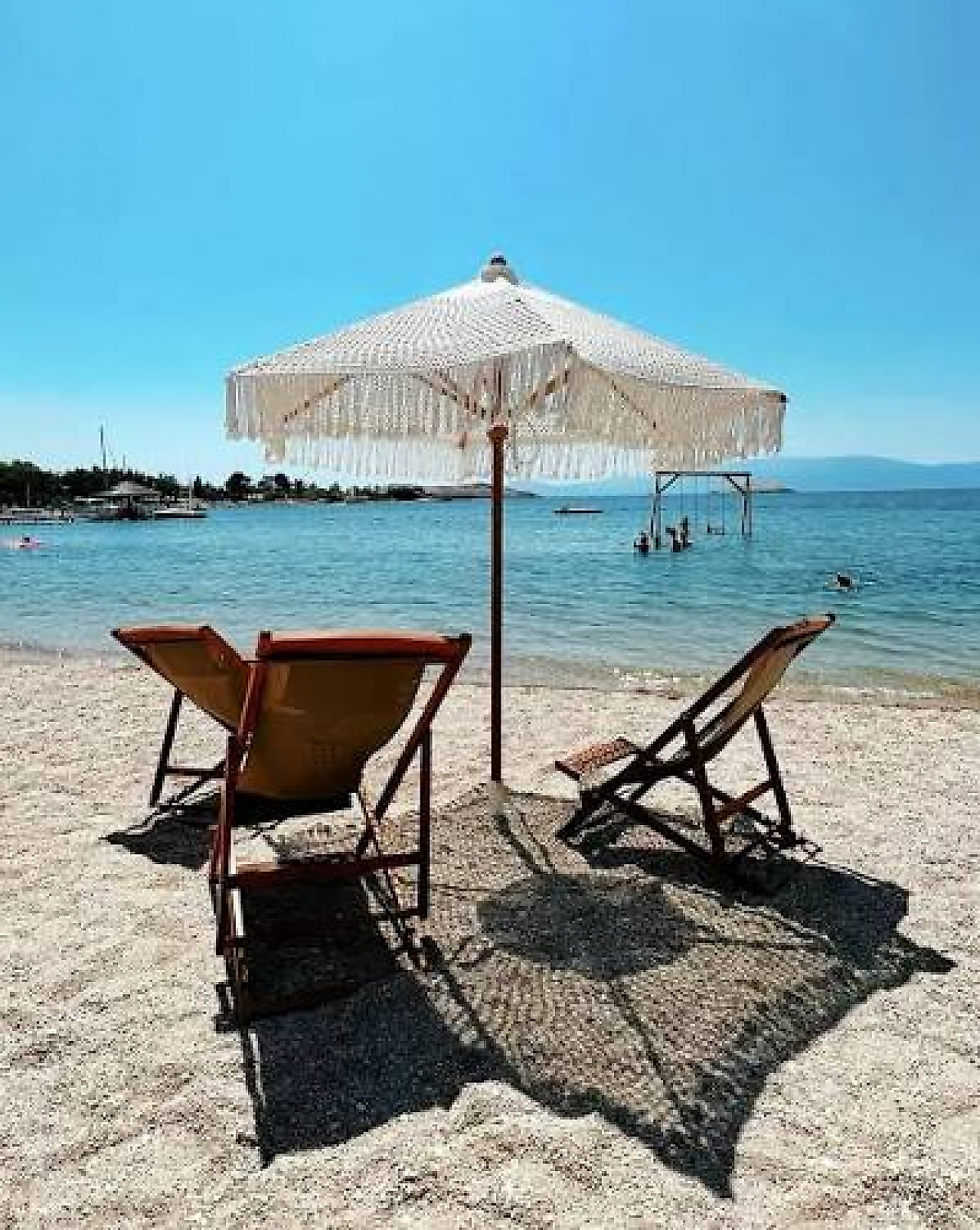 Mersinaki Koyu Kamp Alanı Nerede? Foça'da Deniz Manzarası Eşliğinde Kamp Rehberi