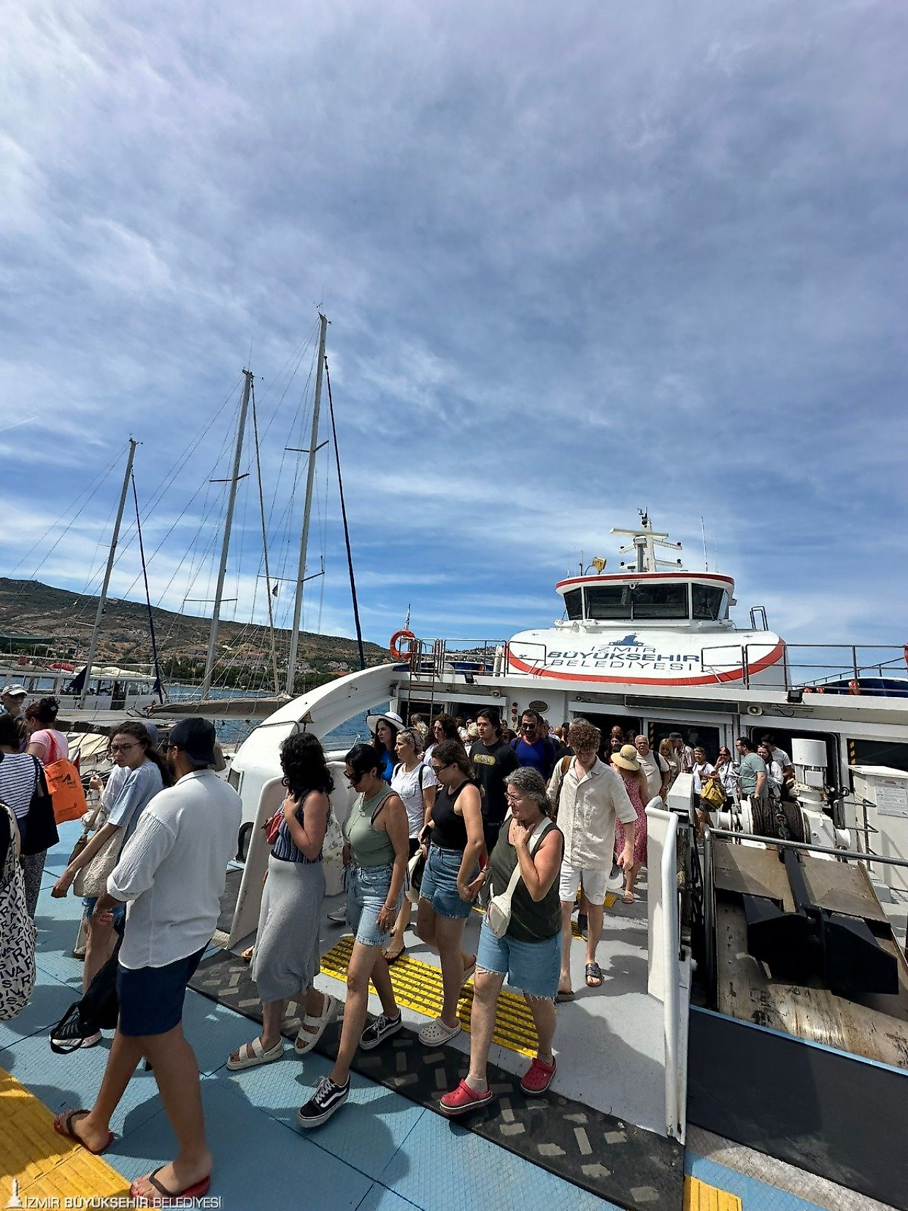 İZDENİZ yaz sezonunu kapattı: 28 bin 436 kişi Urla ve Mordoğan'a denizden ulaştı