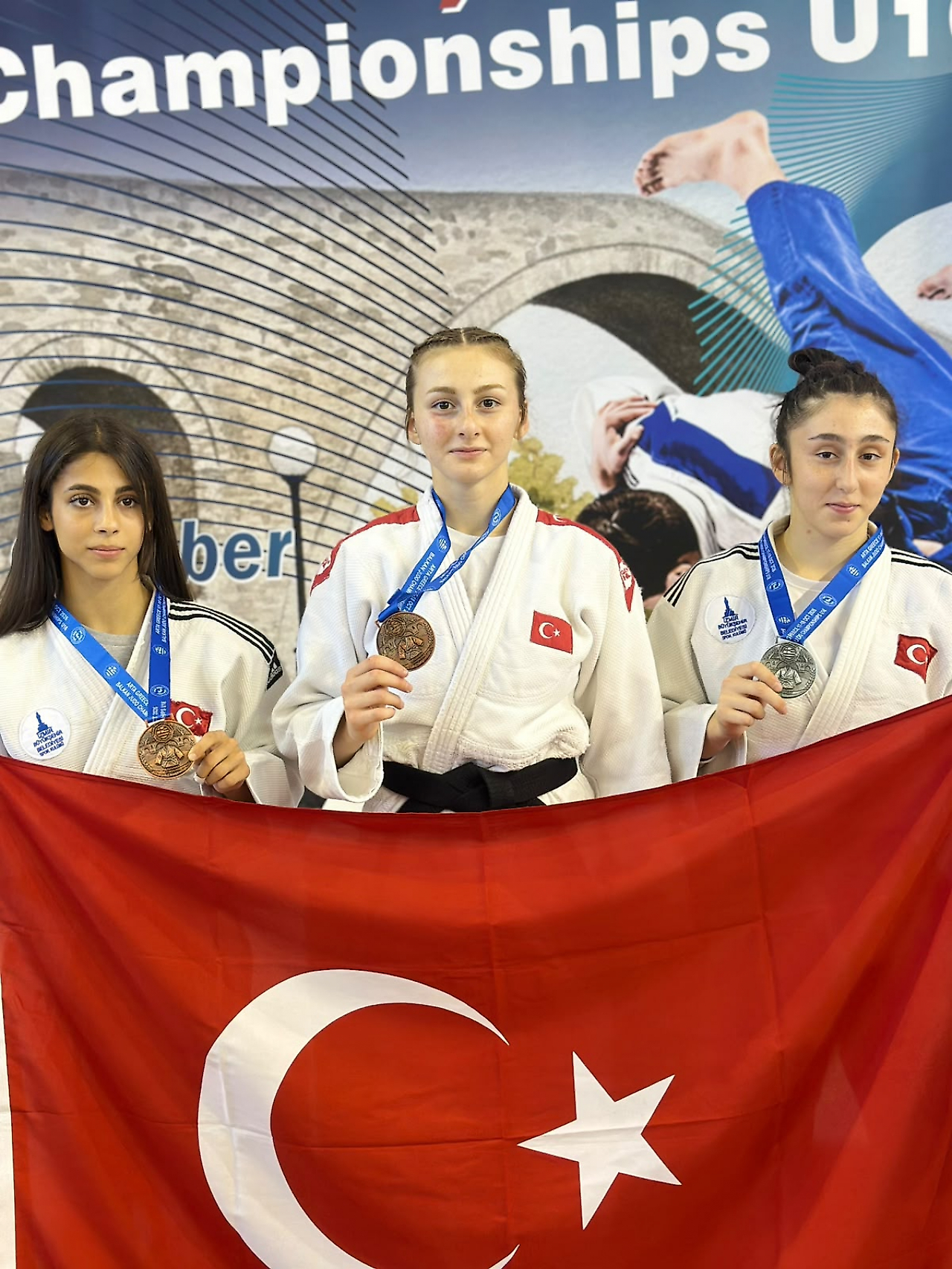 İzmirli judoculardan Balkan başarısı: Hedef olimpiyat madalyası