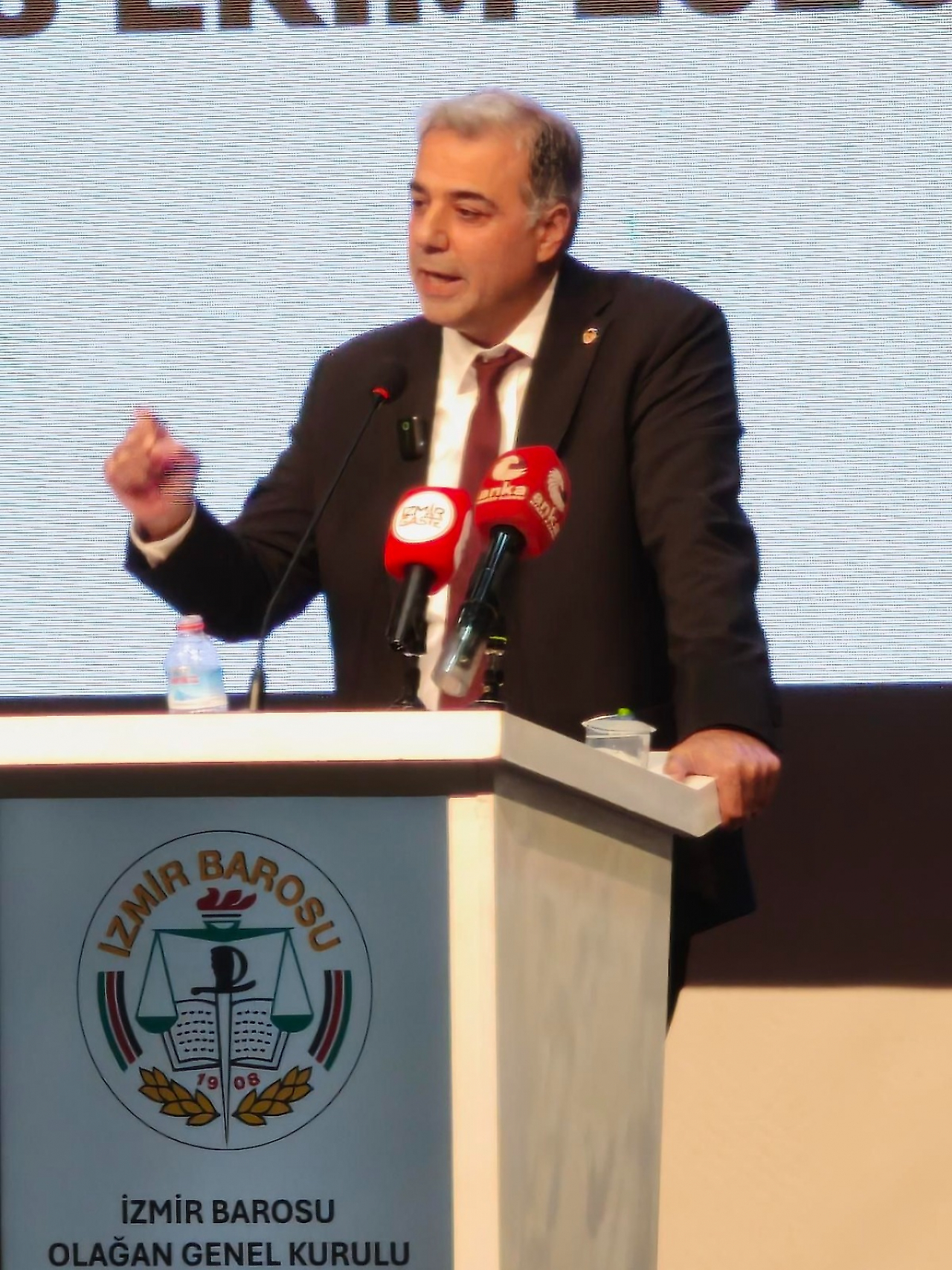 Gültekin: 'Hukukun üstünlüğüne yönelik saldırı mesleği tehlike altıda bırakır!'