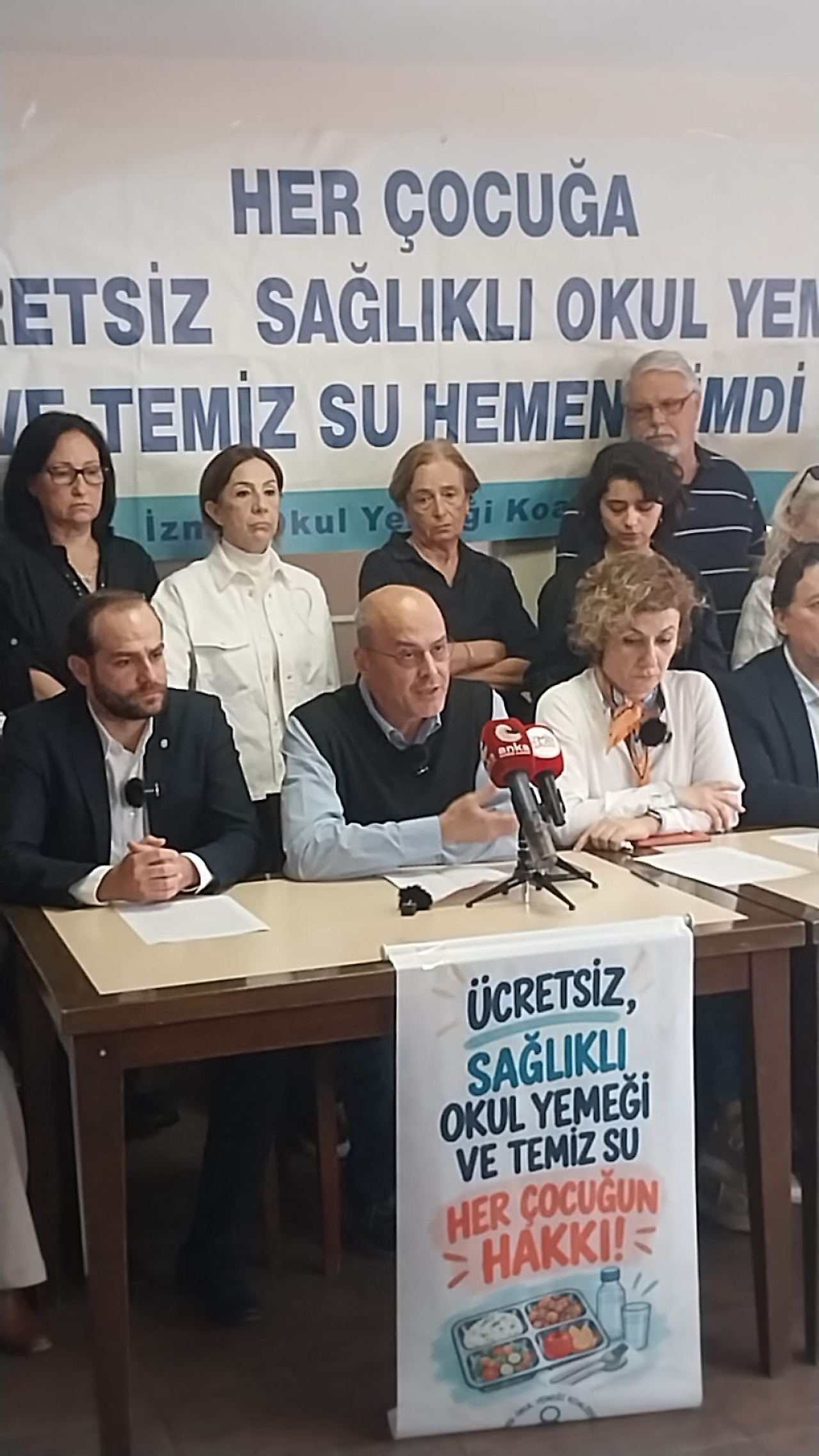 Kurşun tehdidine karşı ücretsiz okul yemeği çağrısı