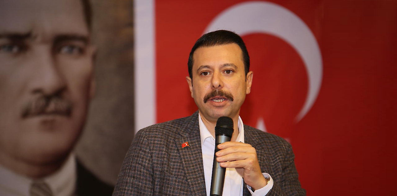 AK Partili Kaya'dan İzmir trafiği eleştirisi: Altınyol dolu, Yeşildere dolu, İstanbul'dan beter hale geldi
