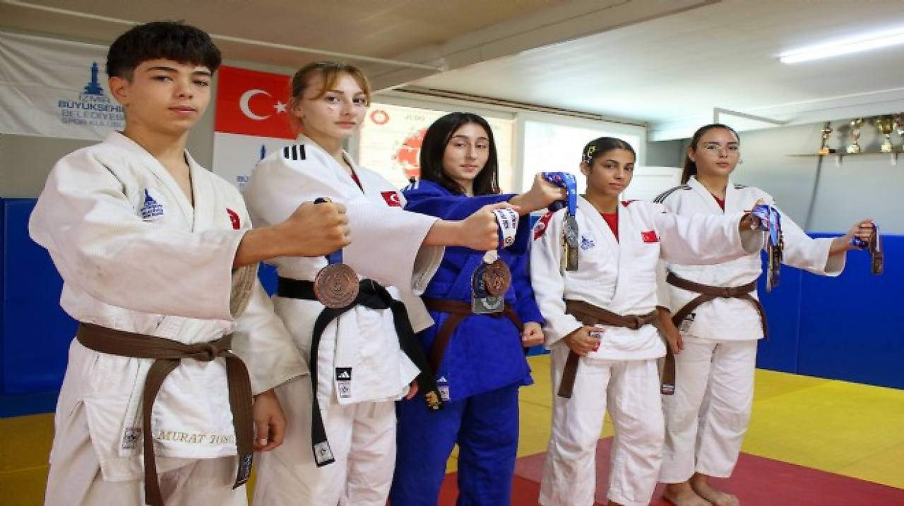 İzmirli judoculardan Balkan başarısı: Hedef olimpiyat madalyası