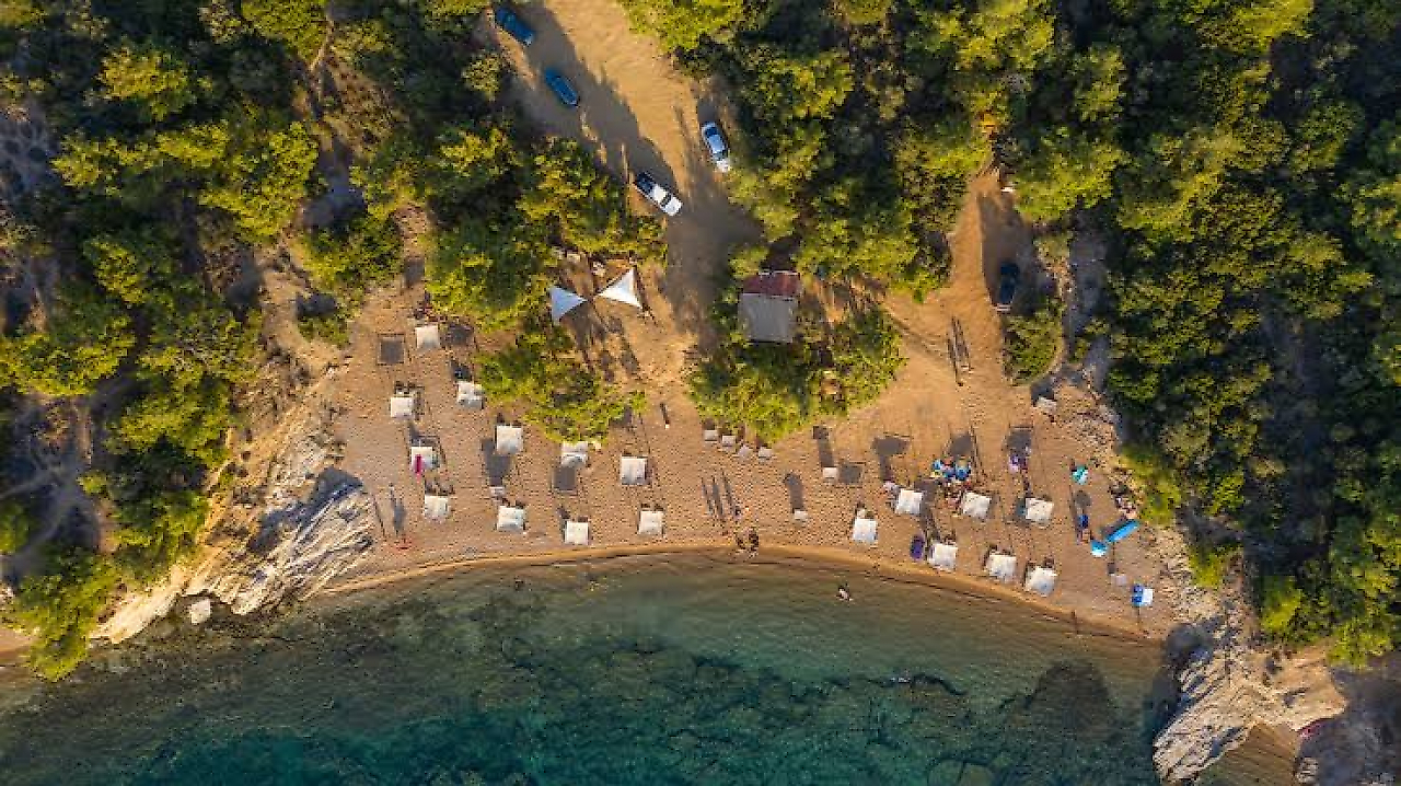 Çeşme Kamp Alanları: İzmir Çeşme'de Kamp Yapılabilecek Yerler