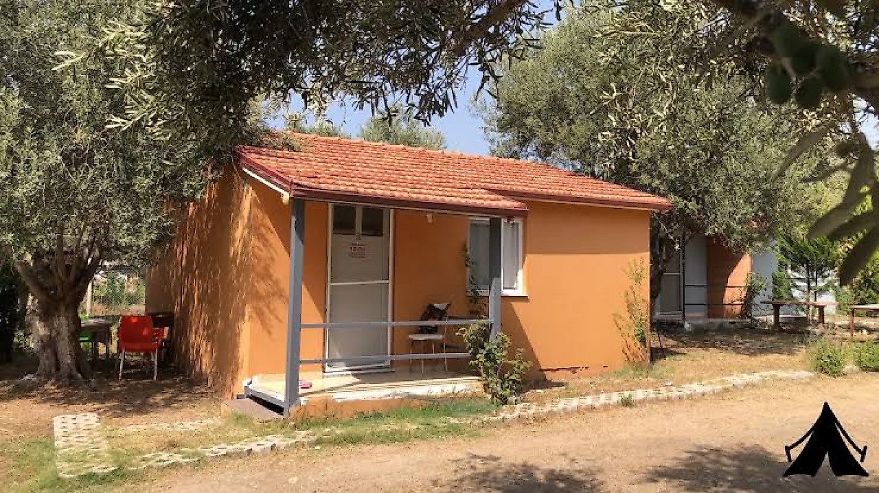 Dikili Kamp Yerleri: Denize Sıfır ve Doğayla İç İçe Kamp Alanları