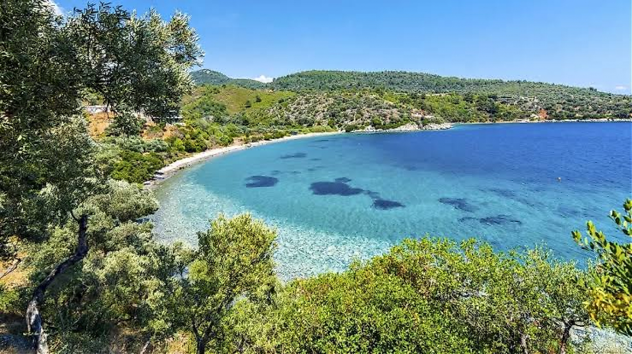Karaburun Kamp Yerleri: Ege'nin Koylarında Doğayla İç İçe Kamp Deneyimi