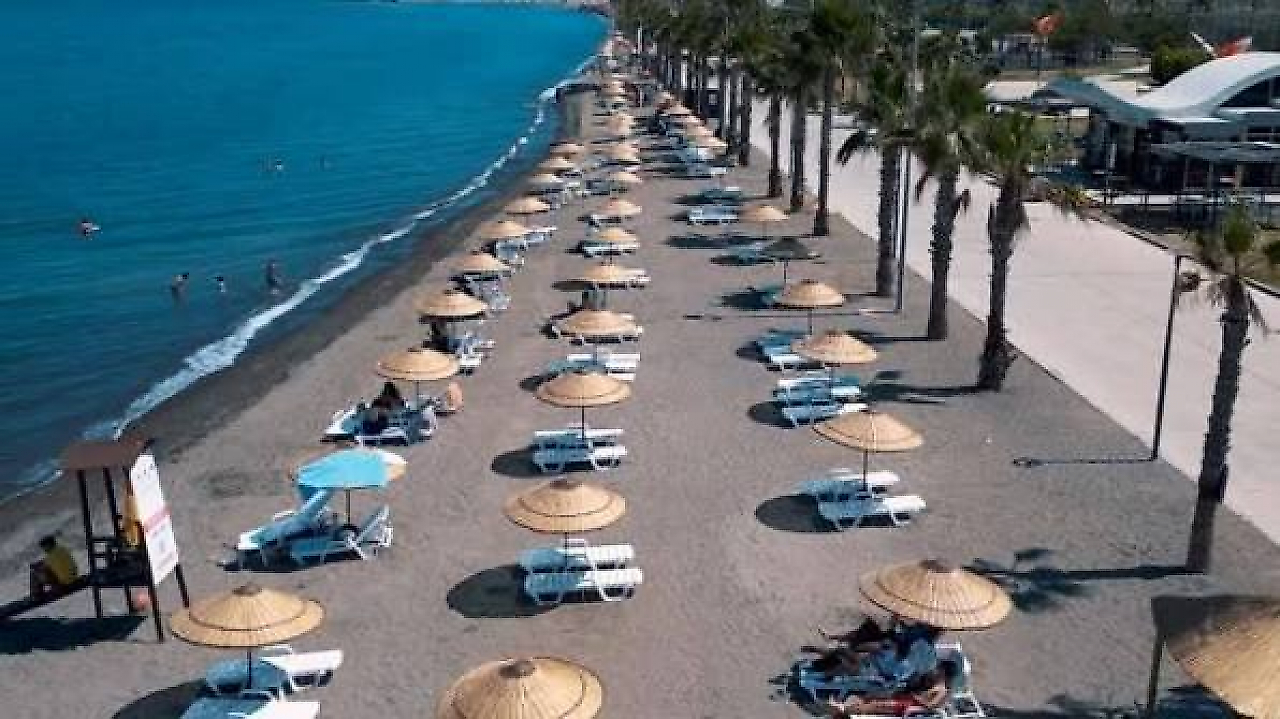 Aliağa Havacılar Kampı: Deniz Kenarında Doğayla İç İçe Bir Kamp Deneyimi