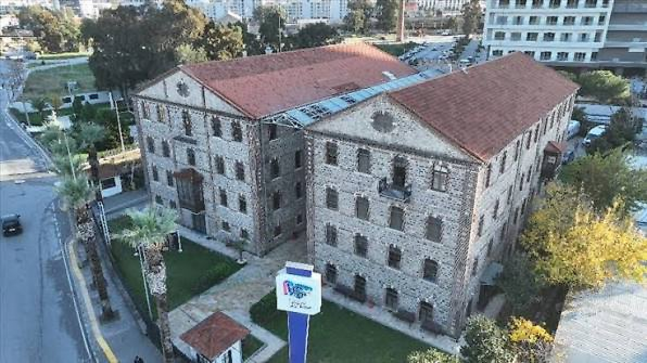 Tarihi Un Fabrikası kütüphane oluyor: İnan'dan Özel'e özür dileme çağrısı