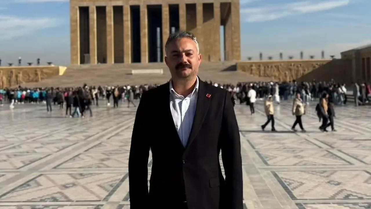 Buca'da kritik seçim öncesi 'SMS' krizi: 'Manipülasyonlarla mı seçime gireceğiz?'