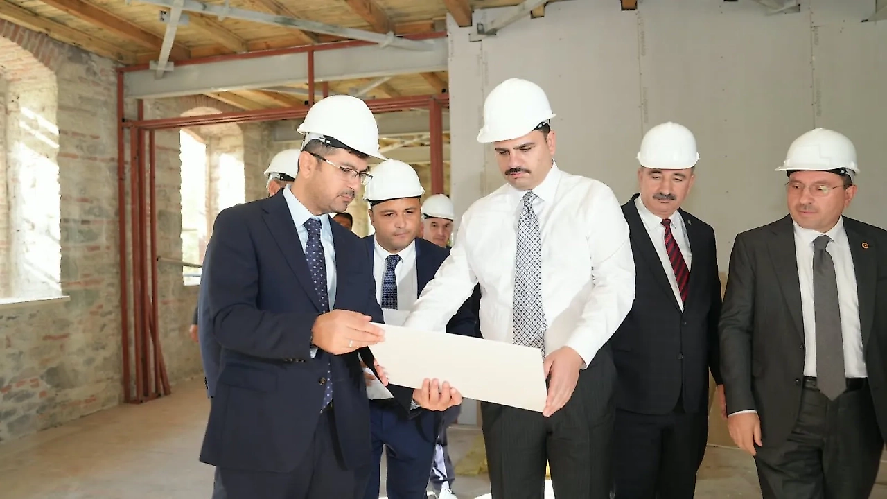 Tarihi Un Fabrikası kütüphane oluyor: İnan'dan Özel'e özür dileme çağrısı