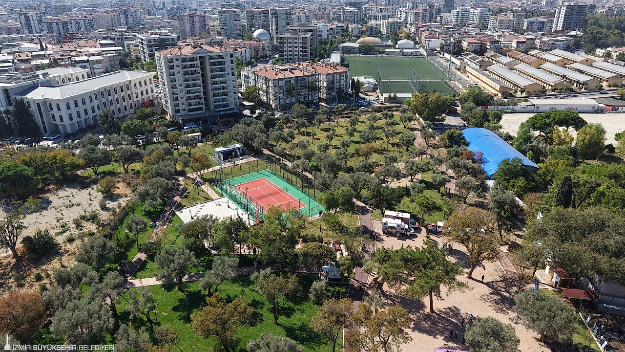 Buca'da ücretsiz spor: Halk Park'ta eğitmen ve ekipman desteği