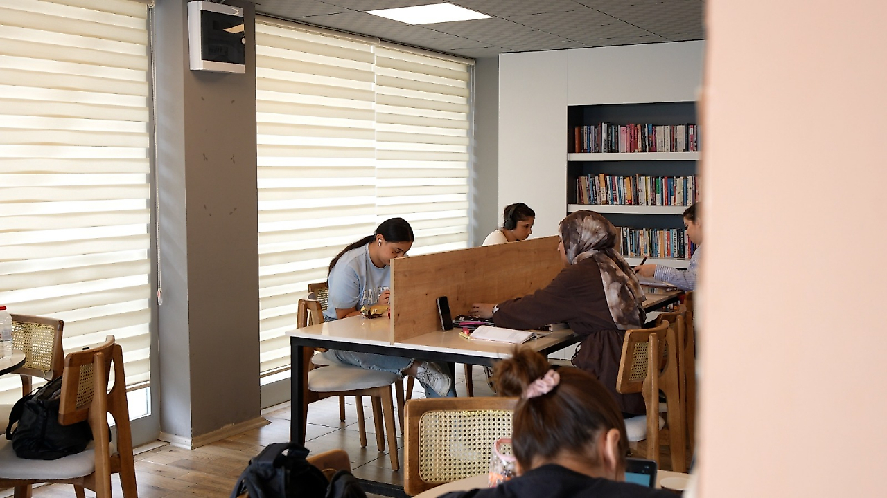 Torbalı'da öğrencilere ücretsiz ders çalışma imkânı