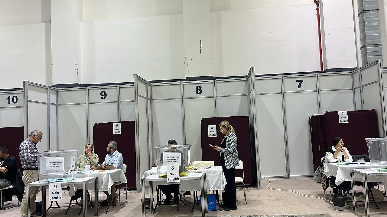 İTB seçiminde nefes kesen yarış… Gözler 5 sandıktan çıkacak sonuçta