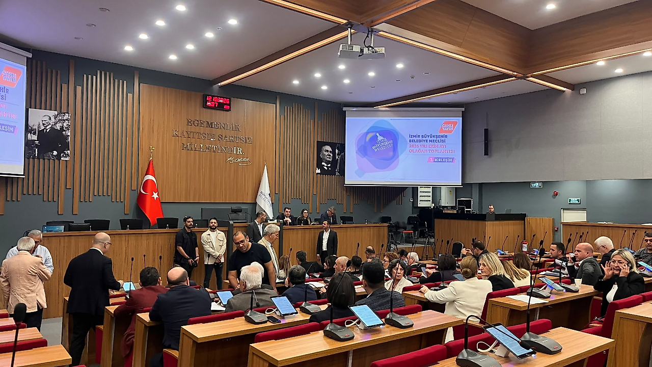İzmir Büyükşehir'de Altan İnanç 1. Başkan Vekili oldu!