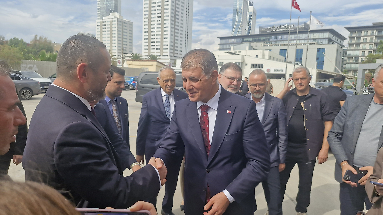 Tugay'dan AK Parti'ye iadeyi ziyaret: Bir dizi toplantıya katılacak