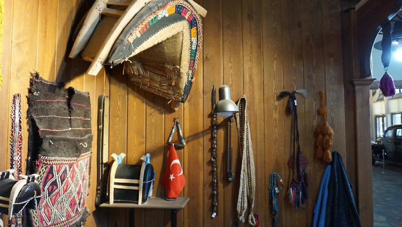 Unutulmaya yüz tutan semercilik minyatür eserlerle yaşatılıyor
