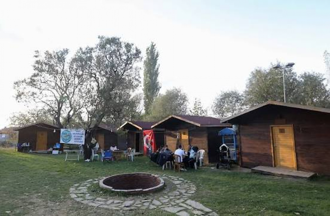 Buca Belediyesi İzcilik ve Doğa Sporları Merkezi: Kaynaklar'da Doğayla İç İçe Kamp