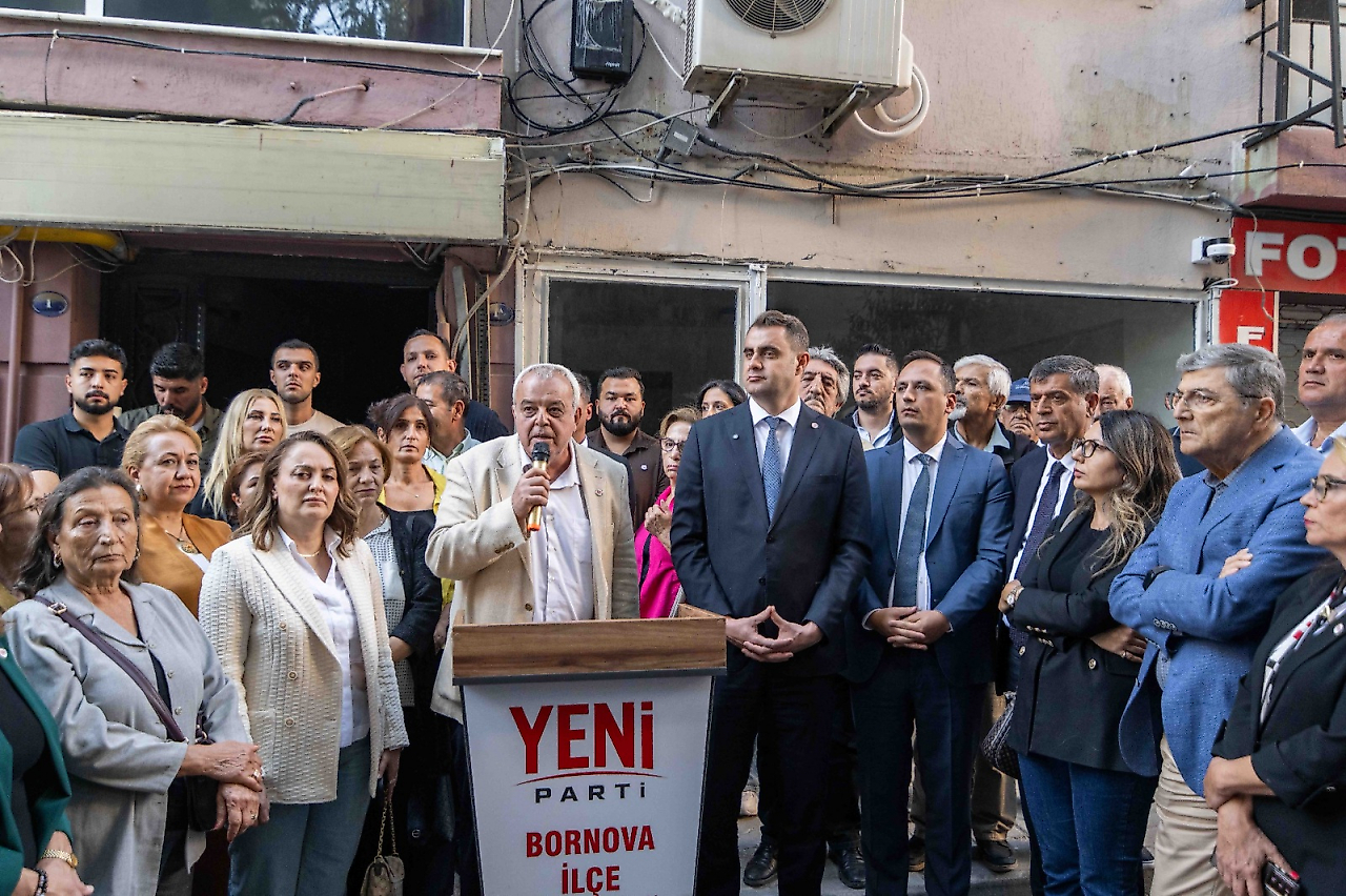 YENİ Parti Bornova İlçe Başkanlığı binası açıldı... Güç: 'Bu iktidar gidiyor, son günlerini yaşıyorlar'