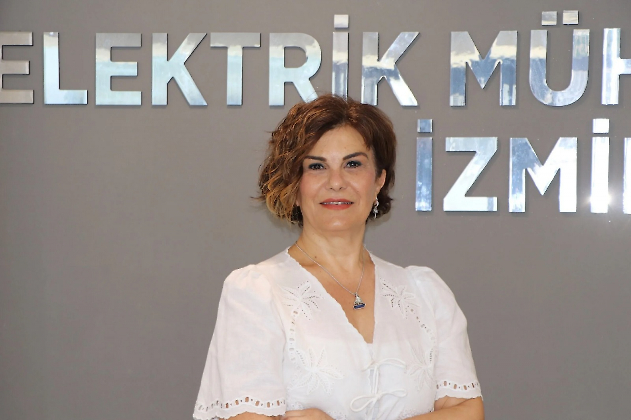 Vatandaş karanlıkta, enerji şirketleri kazançta: 'Şirketlerin maliyeti vatandaşa ödetiliyor'