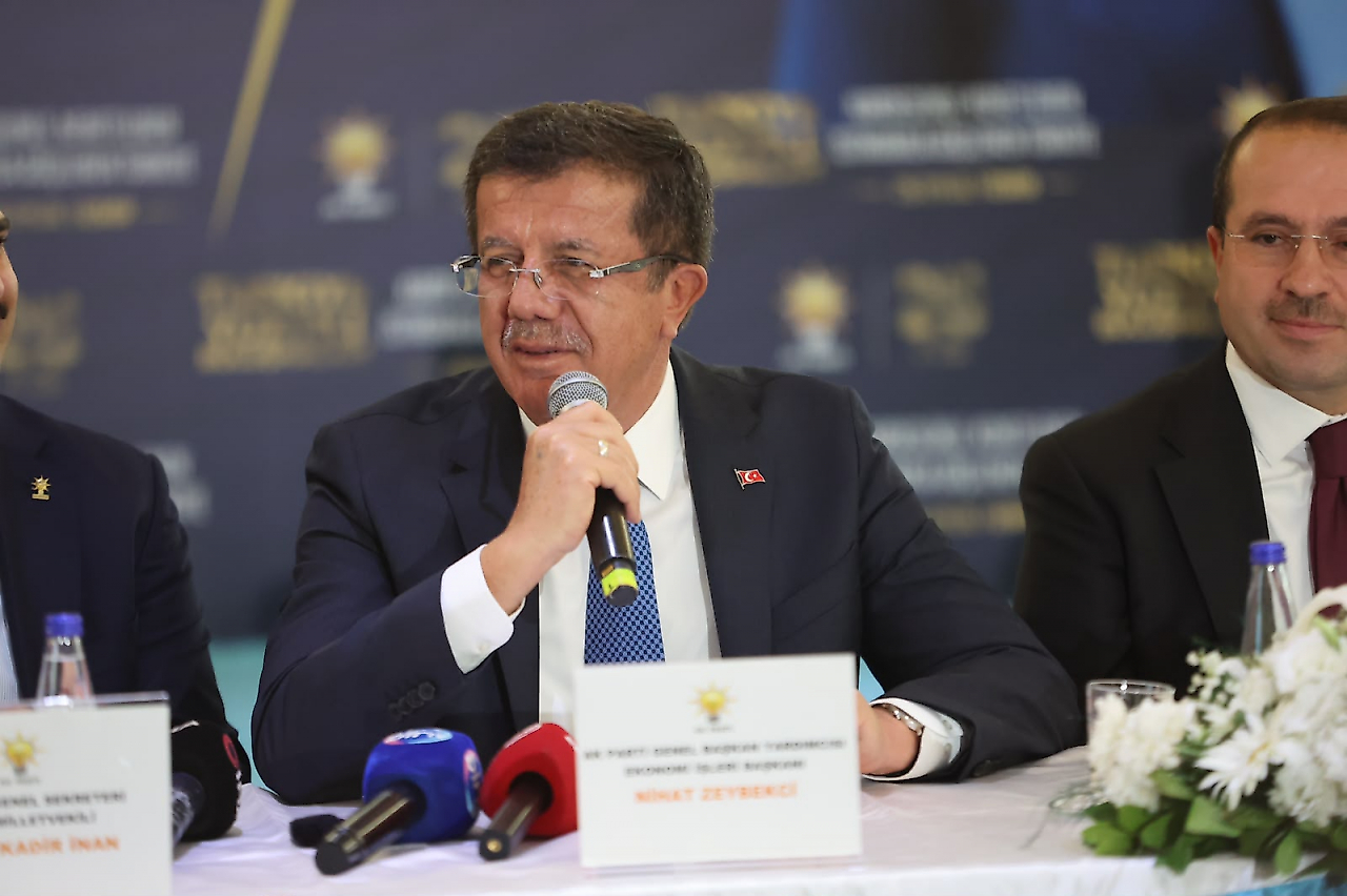 AK Partili Zeybekci'den otoyol özelleştirmelerine ve transfer eleştirilerine yanıt: Muhalefetin aklı ermiyor!