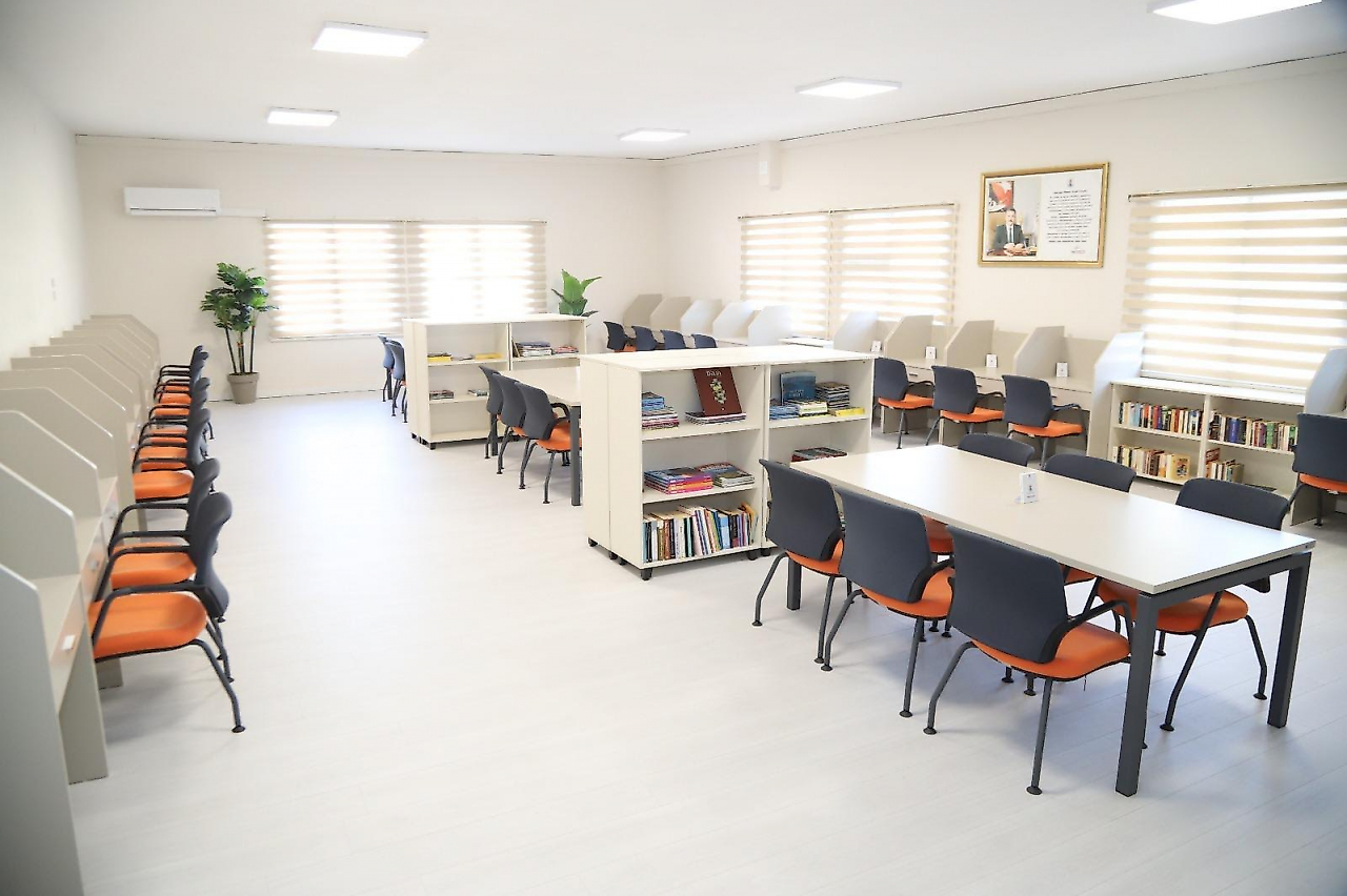 Belediyeden müjde: Dikili ve Çandarlı'da iki öğrenci merkezi ve kültür evi açıldı