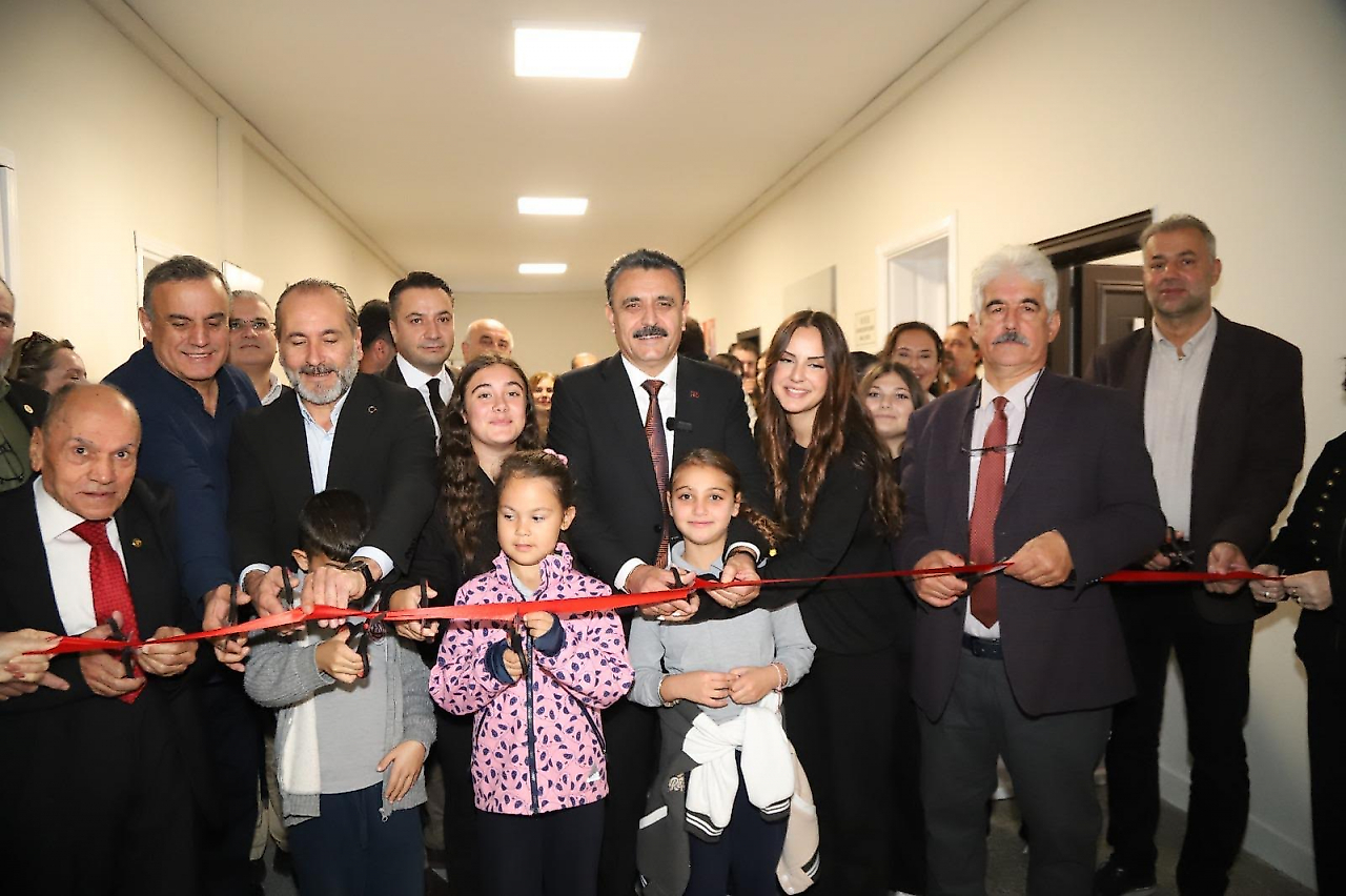 Belediyeden müjde: Dikili ve Çandarlı'da iki öğrenci merkezi ve kültür evi açıldı