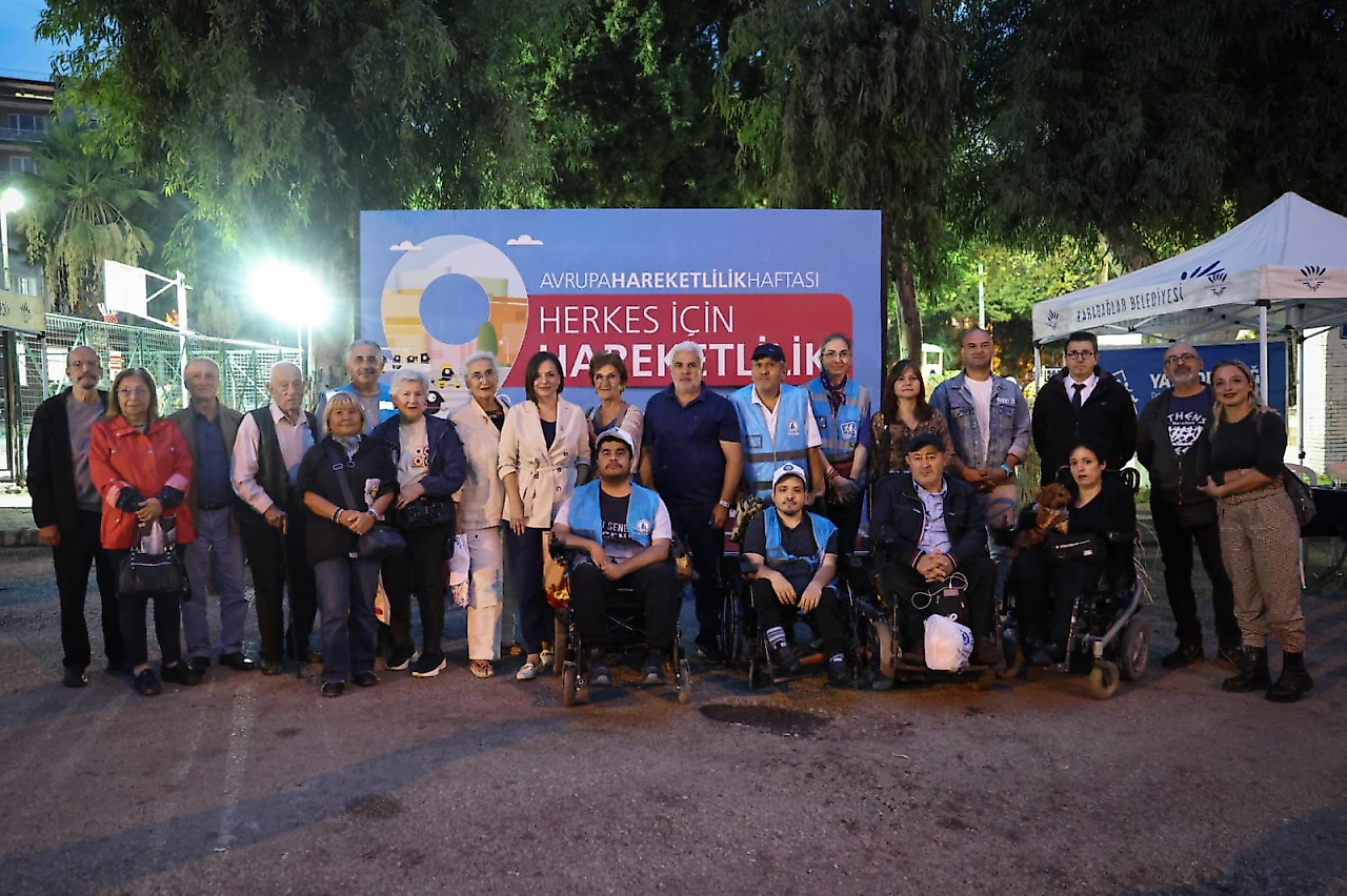 Karabağlar'da erişilebilir ulaşım ve güvenli sokaklar konuşuldu