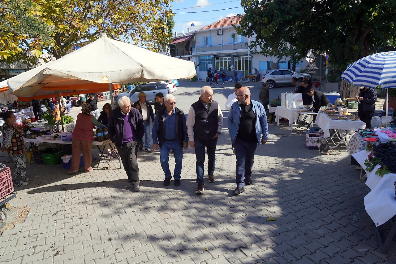 Seferihisar'da Gödence Üretici Pazarı'na ücretsiz otobüs desteği
