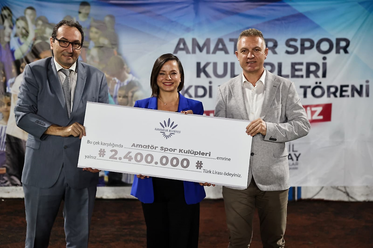 Karabağlar'da 33 amatör spor kulübüne 2,4 milyon TL destek