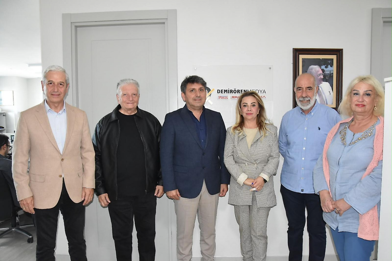 İzmir basını daima birlikte dayanışma içinde