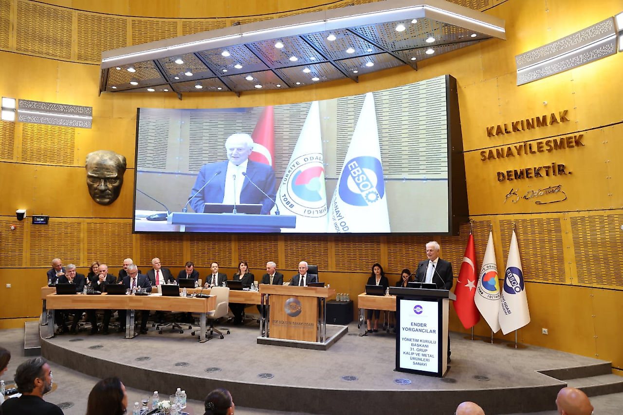Fon kriziyle gündeme gelen eski AK Parti'li Kaya, EBSO Meclisinde: Yorgancılar, 'Böyle düzen olmaz' dedi!