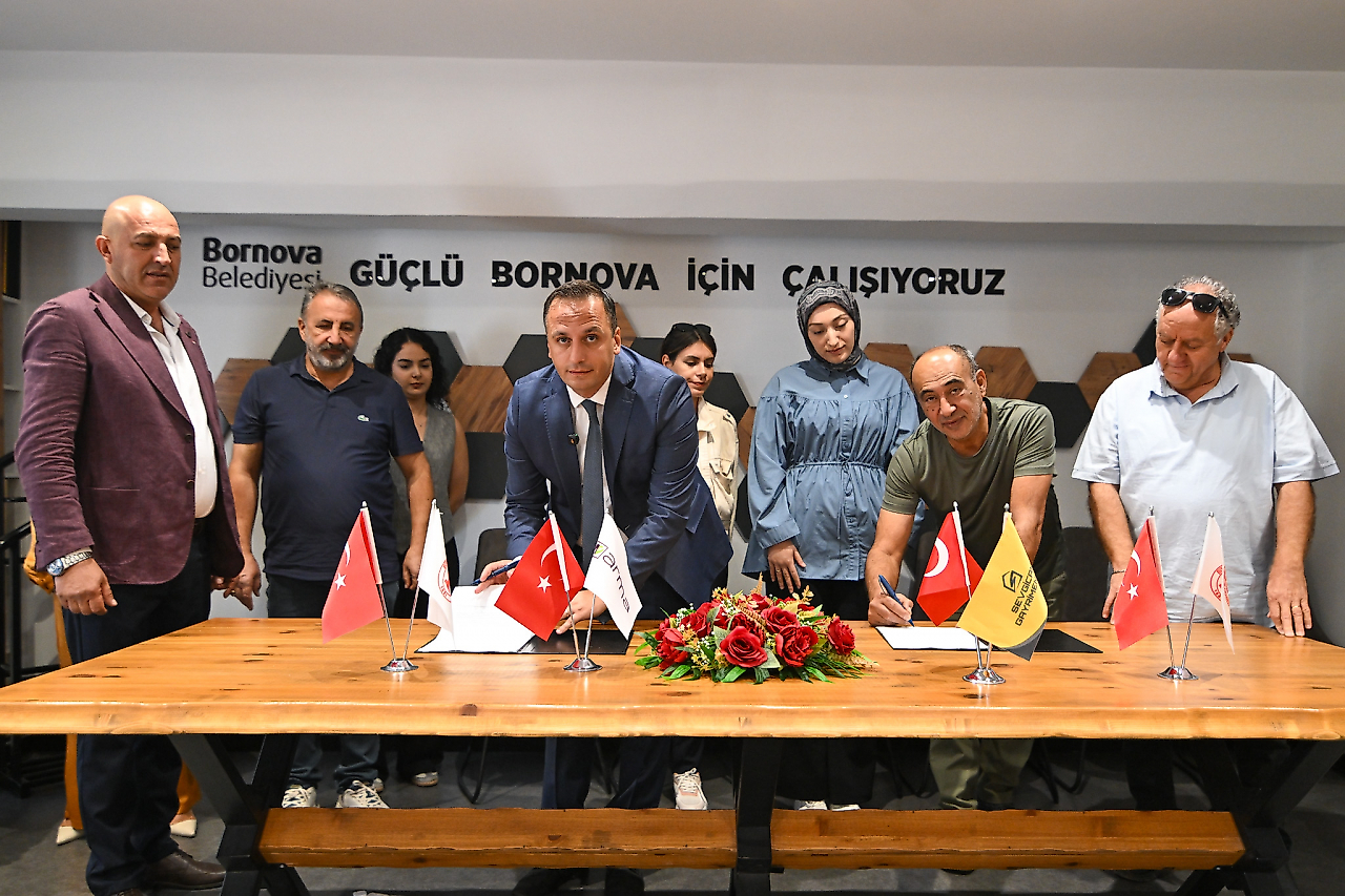 İzmir'de Sağlık Destek Kart büyüyor: Huzurevlerinde yüzde 20'ye varan indirim