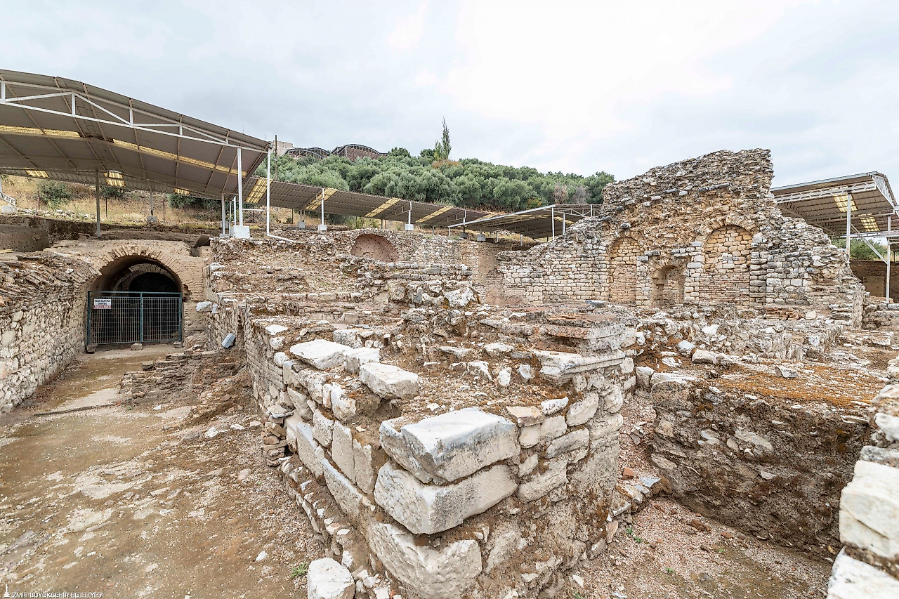 İzmir'deki Metropolis Antik Kenti'nde 6 bin yıllık tarihin izleri