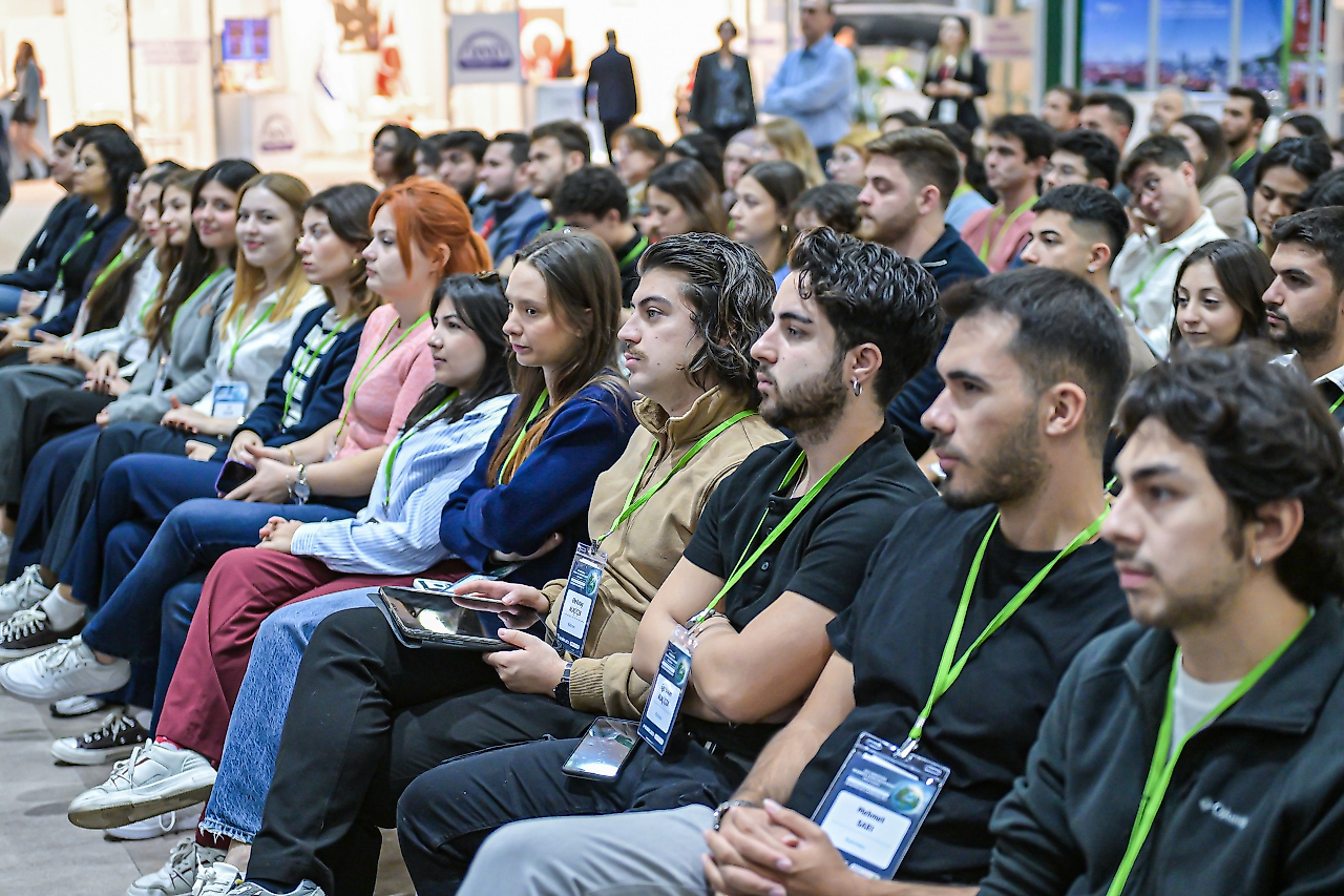 LOGISTECH İzmir'de kapılarını açıyor: Lojistik sektörünün geleceği konuşulacak