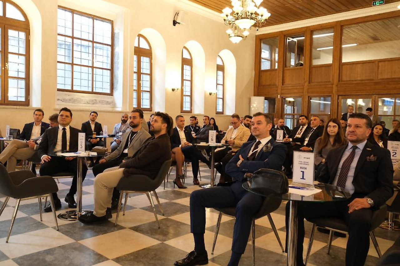 İzmir ve Antalya iş dünyasından 423 milyon TL'lik ticaret potansiyeli