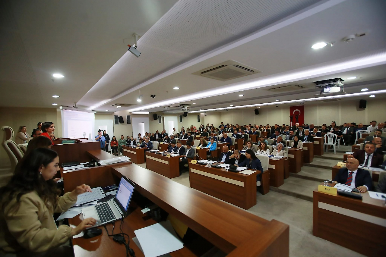 Karabağlar'da kadınların gece güvenliği için çalışma