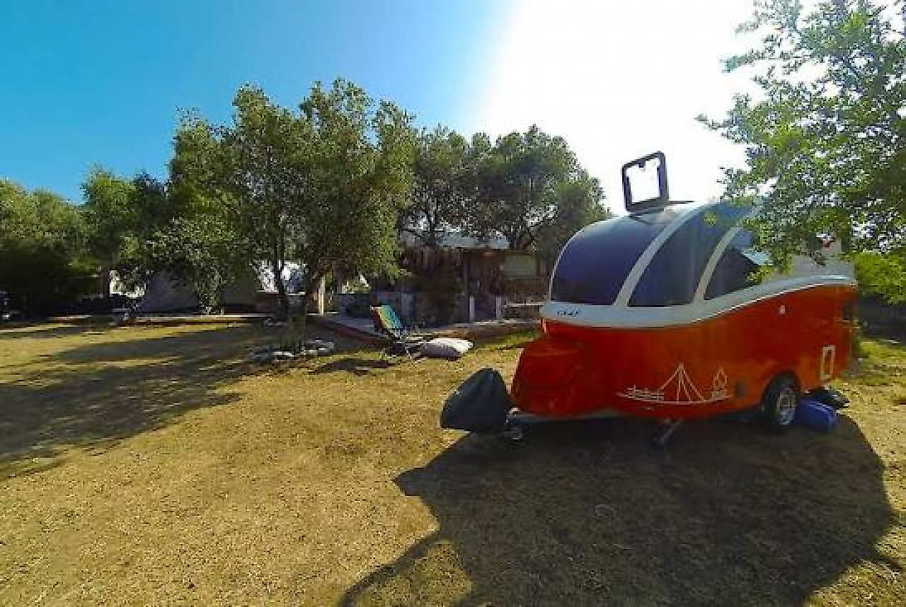 Double CC Woodcamp Nerede? Foça'da Bungalov, Çadır ve Karavan Kampı Rehberi