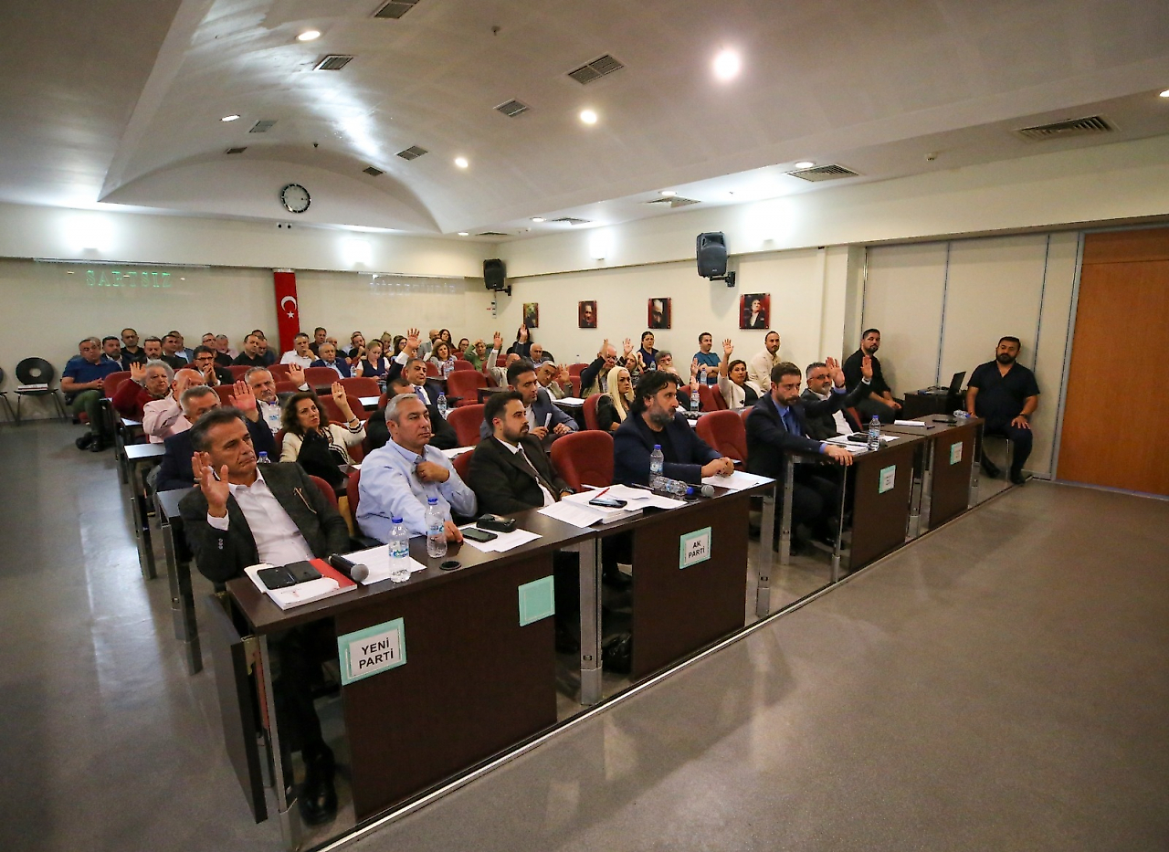 Karşıyaka Belediyesi'nin 2027 yılı bütçesi 6,6 milyar TL olarak kabul edildi