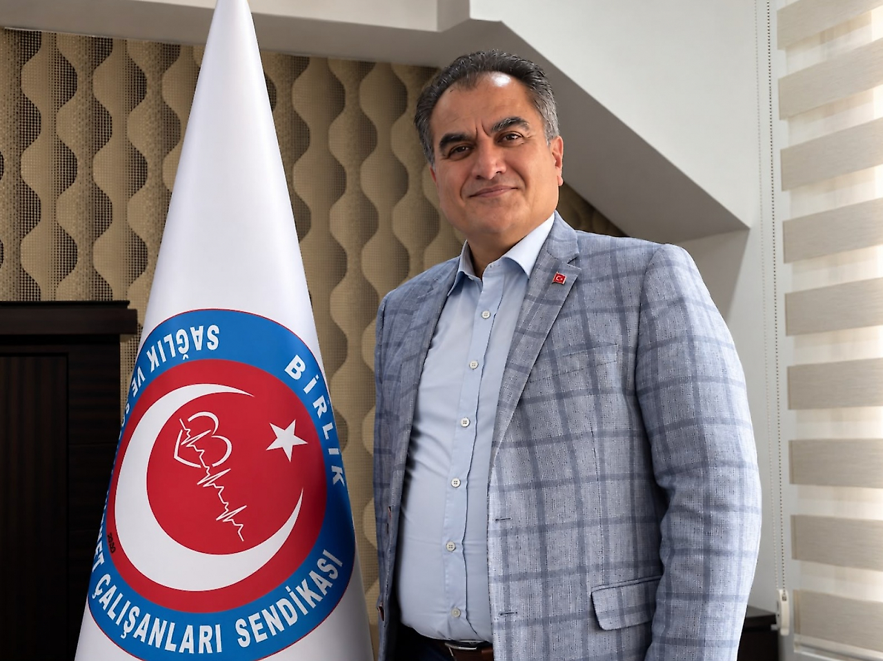 Liyakatsizlik, elektrik kesintileri, su damlatan tavanlar… Devlet hastaneleri ikinci planda kaldı