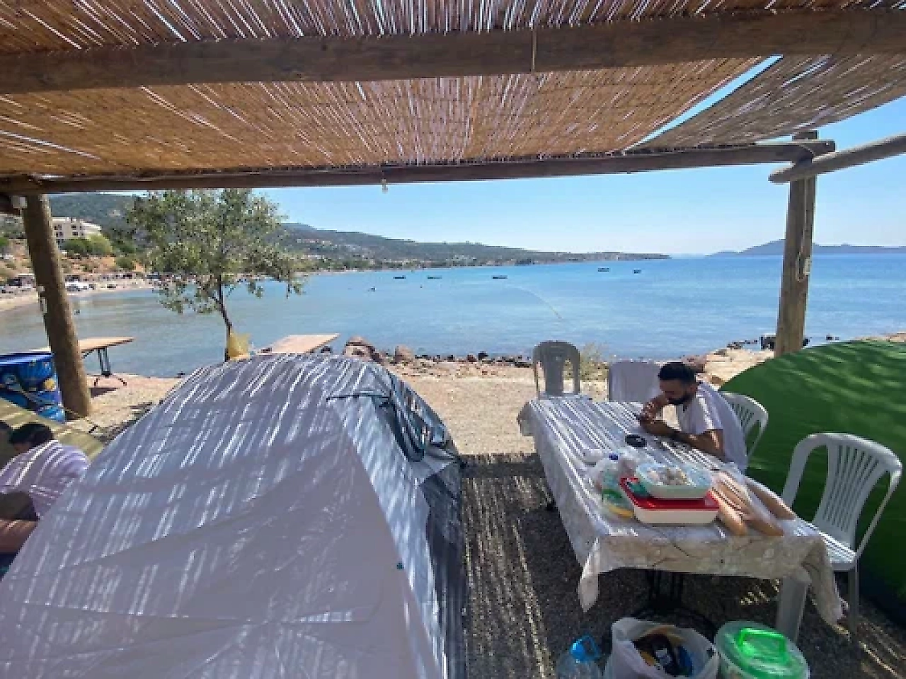 Dikili Kamp Yerleri: Denize Sıfır ve Doğayla İç İçe Kamp Alanları