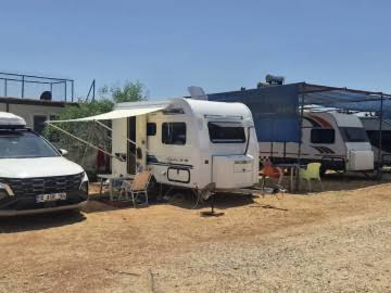 Çeşme Cennet Vadisi Çadır ve Karavan Kamp Alanı: Doğayla İç İçe Huzurlu Bir Kamp Deneyimi