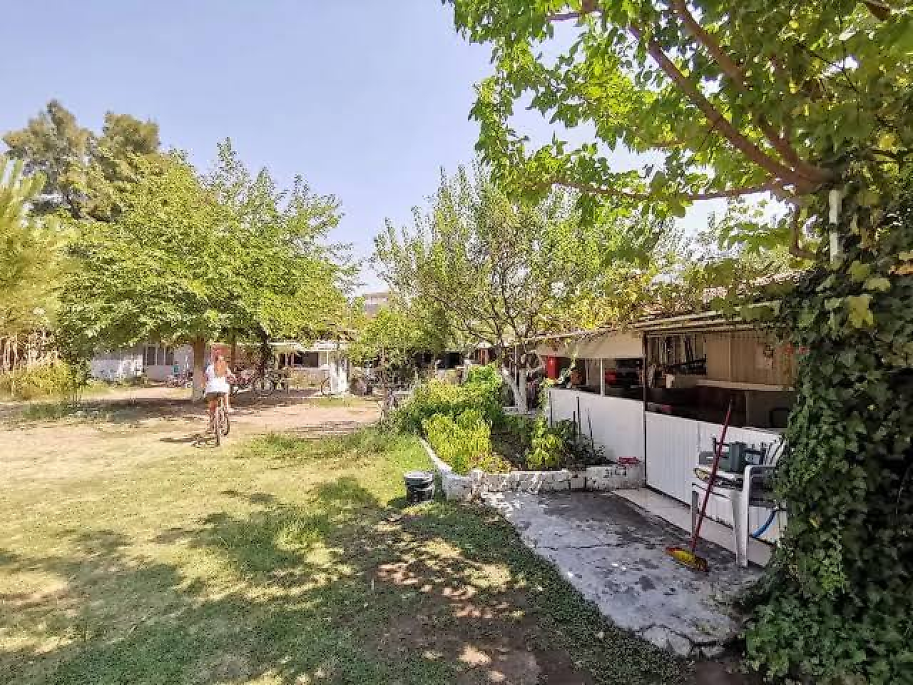 Dikili Caravan Camping: İzmir Dikili'de Deniz Manzaralı Kamp Tatili