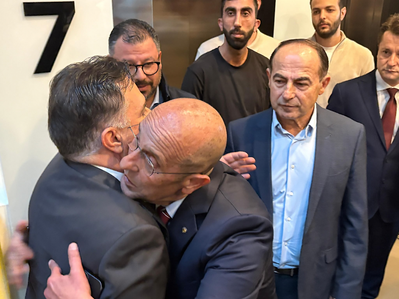 İTB'de yeni başkan Ömer Gökhan Tuncer oldu