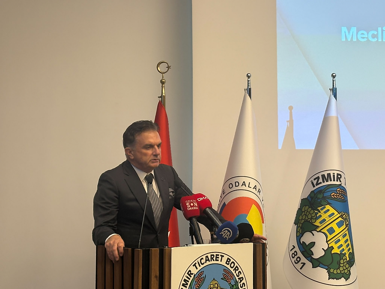 İTB'nin yeni döneminde ilk kriz: Kocagöz suçladı, Tuncer karşı çıktı!