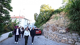 Lâl Denizli sahaya çıktı: Çeşme'de kış öncesi ihtiyaçlar belirlendi